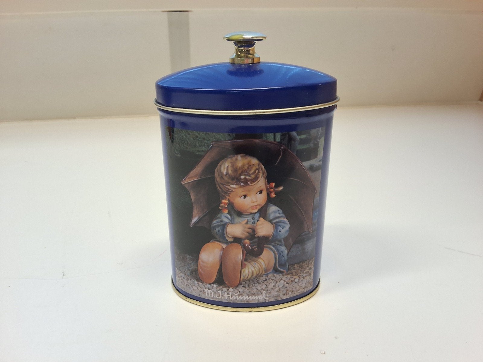 M.I. Hummel Metalen Blik 9 x 14,5 cm - Top Staat, Verzamelen, Ophalen of Verzenden, Zo goed als nieuw