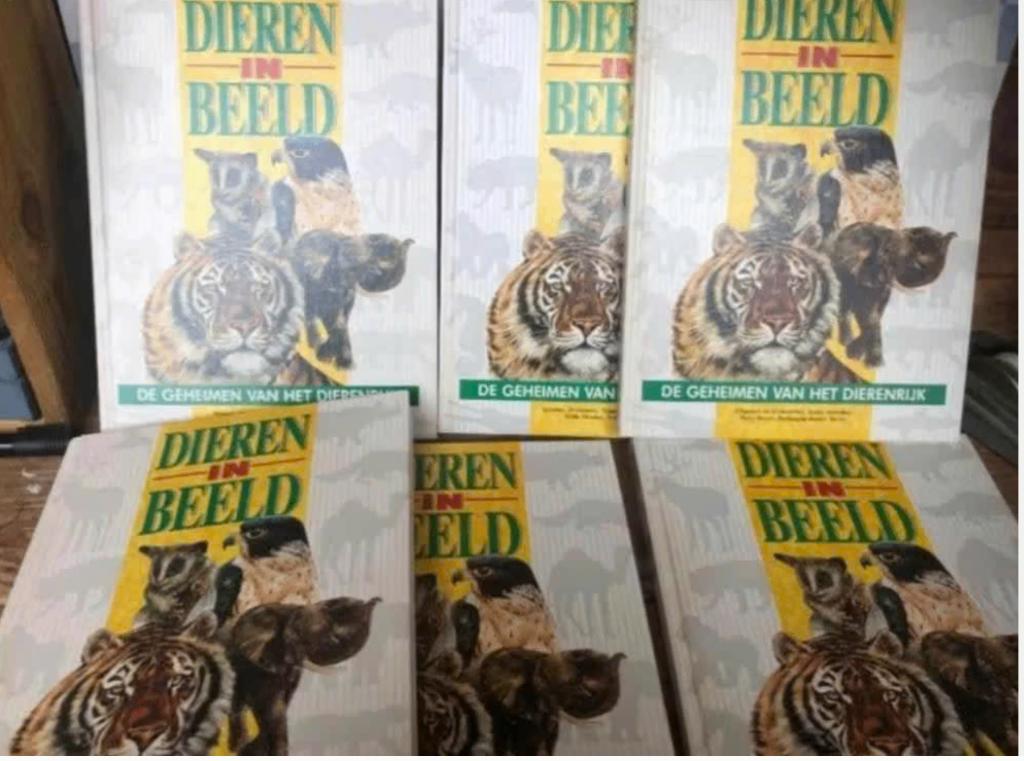 Geheimen van het Dierenrijk - 6 delig - Lekturama (1988), Boeken, Ophalen of Verzenden, Zo goed als nieuw, Overige diersoorten