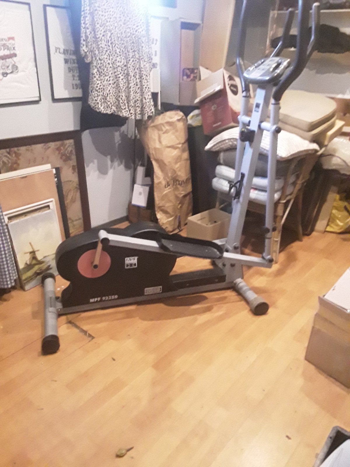MPF 92250 Crosstrainer - Zo goed als nieuw, Sport en Fitness, Ophalen