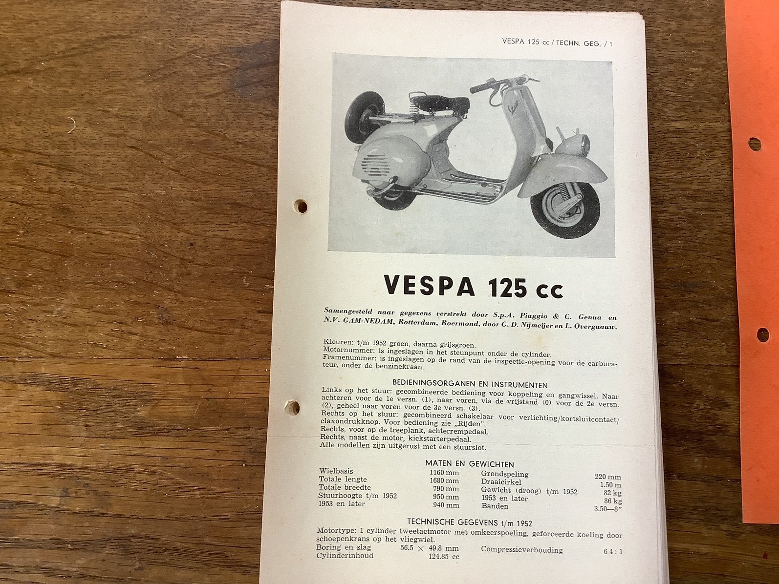 Te koop vespa handleiding, Ophalen, Benzine