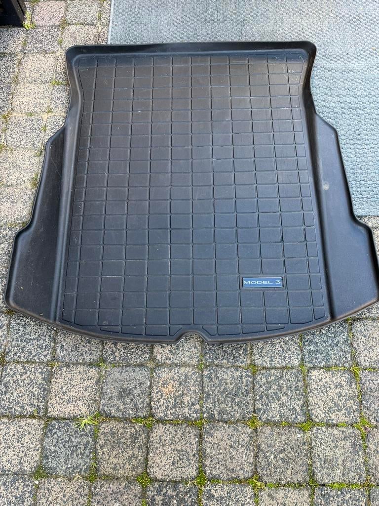 Rubberen kofferbak mat Tesla, Ophalen, Zo goed als nieuw
