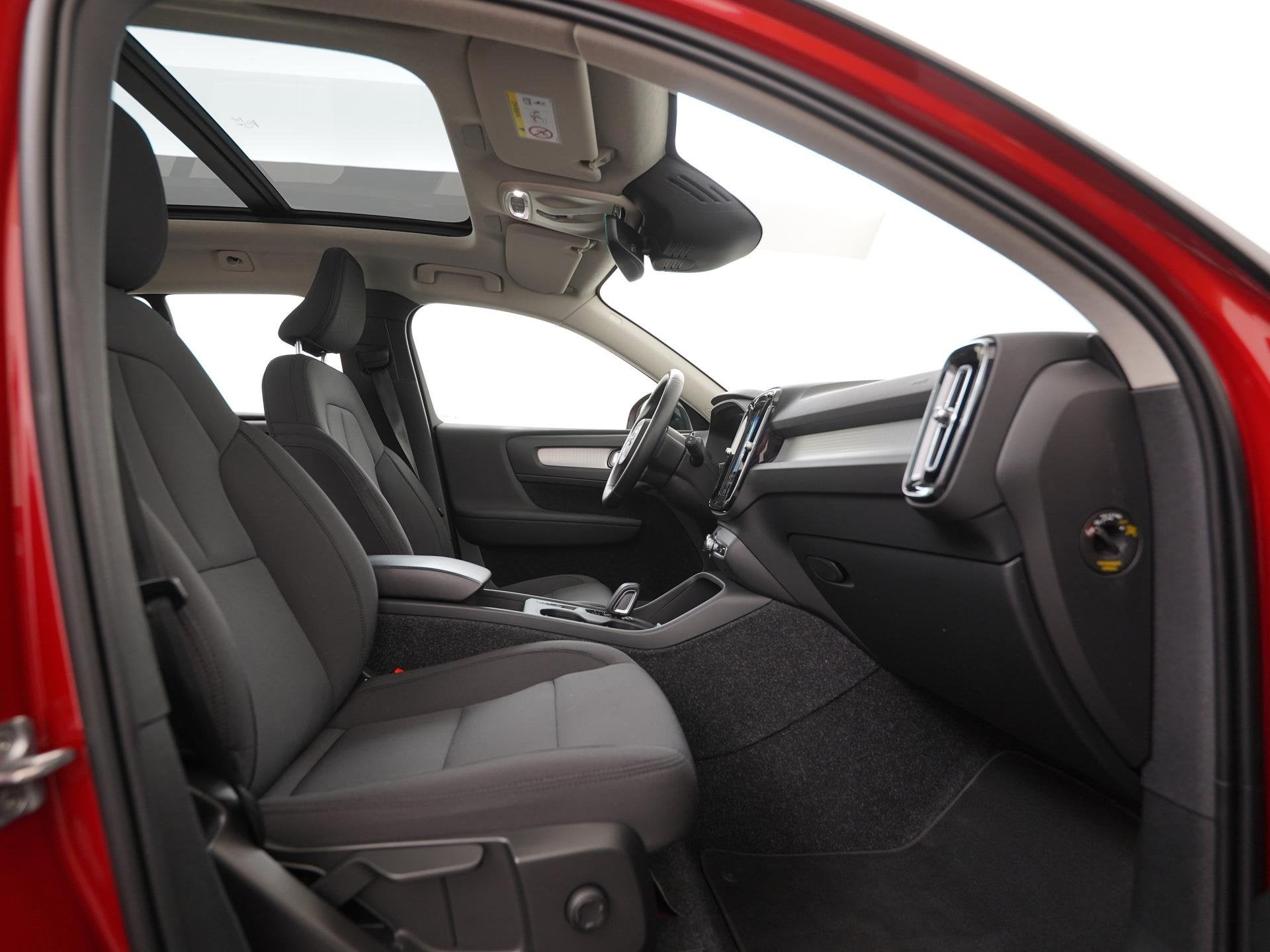 Volvo XC40 1.5 T5 Recharge R-Design Expr | Panoramadak | Tre, 12 maanden, Euro 6, 1712 kg, 179 pk