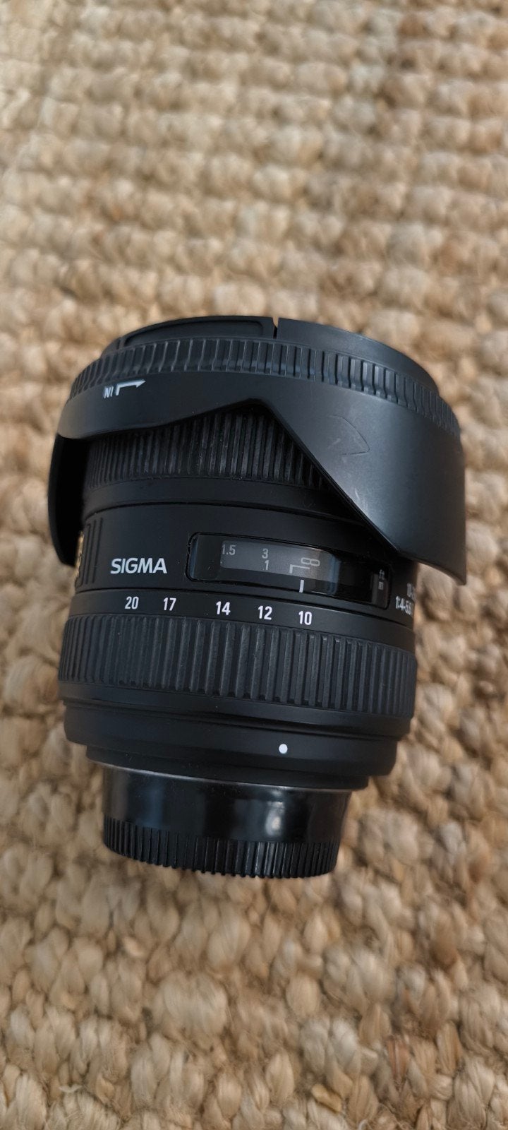 Sigma 10-20mm f/4-5.6 DC HSM voor Nikon, Audio, Tv en Foto, Sigma, Zo goed als nieuw, Canon EF-S, Zonnekap