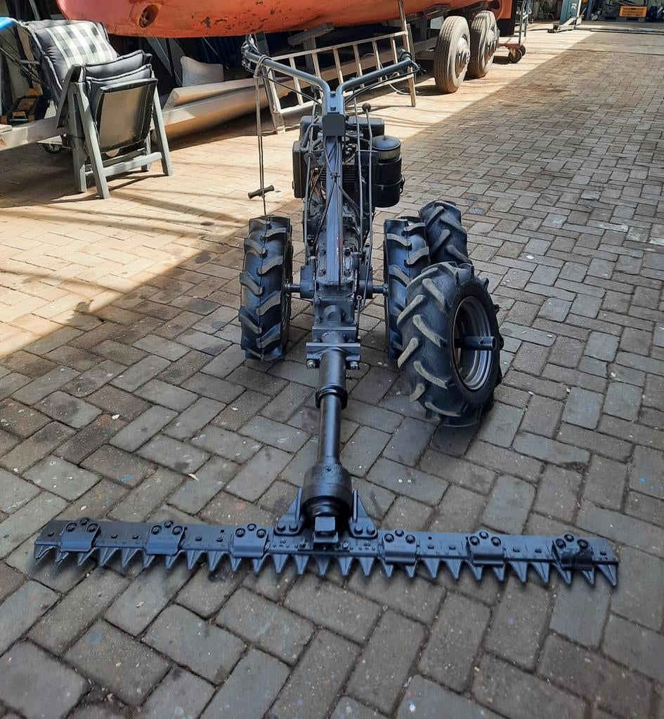 Lamborghini diesel maaibalk 140cm breed, Zakelijke goederen, Ophalen