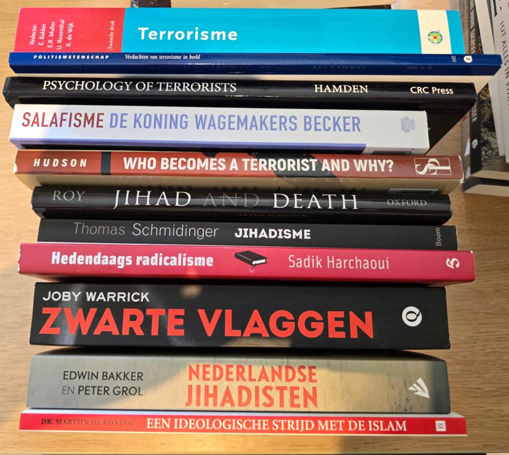 Boeken (35 stuks) – Radicalisering, Terrorisme, Jihadisme, Boeken, Wetenschap, Ophalen