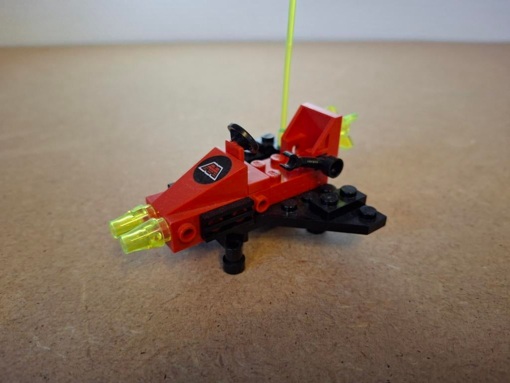 Lego 6811 Pulsar Charger. Jaren 90 M-Tron Space, Compleet, Lego, Info@lego.com, 33 Bath Road, Slough, UK