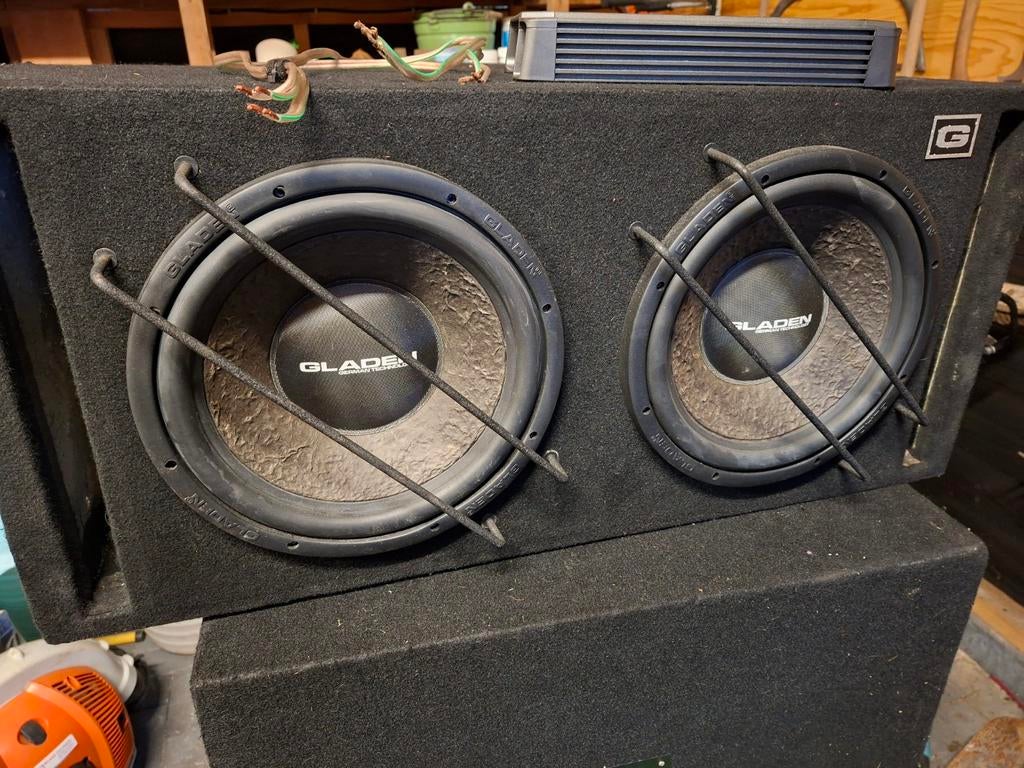 Gladen dubbele 12' subwoofer + Hertz amp, Auto diversen, Autoradio's, Ophalen