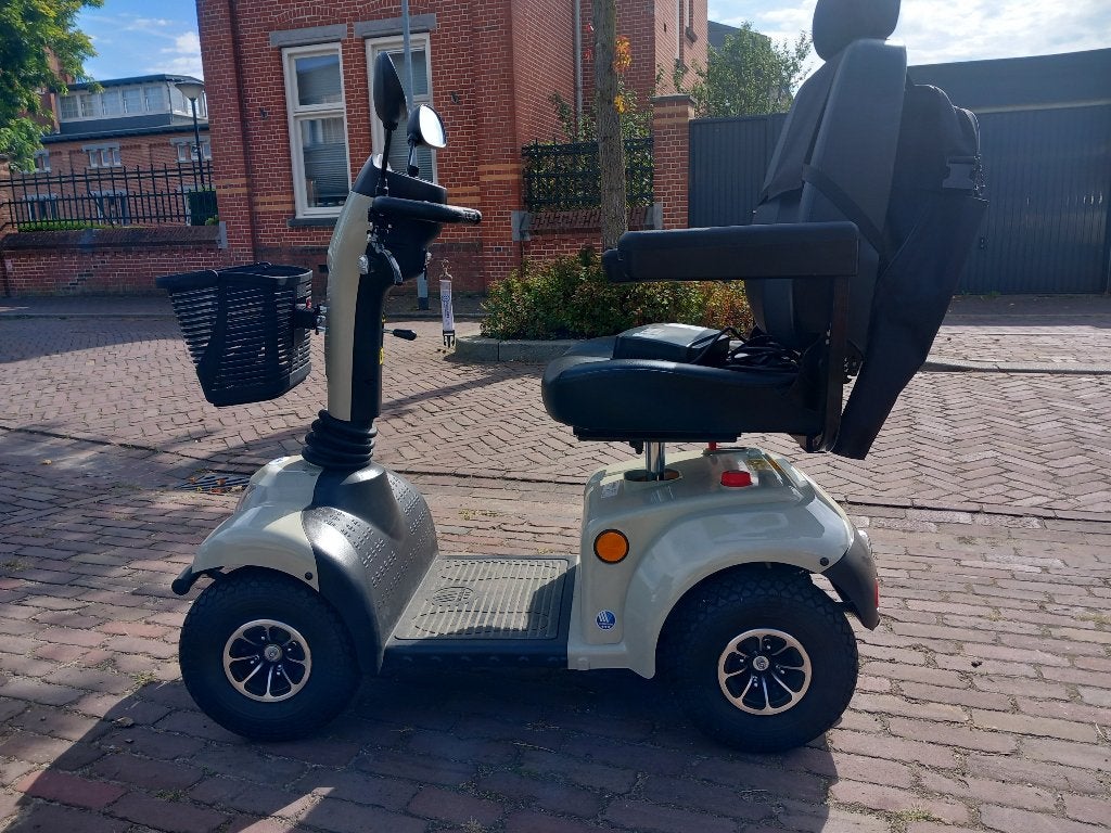 Scootmobiel Ceres SE in nieuwstaat, Elektrisch, Zo goed als nieuw, Maximaal 25 km/u, Ophalen