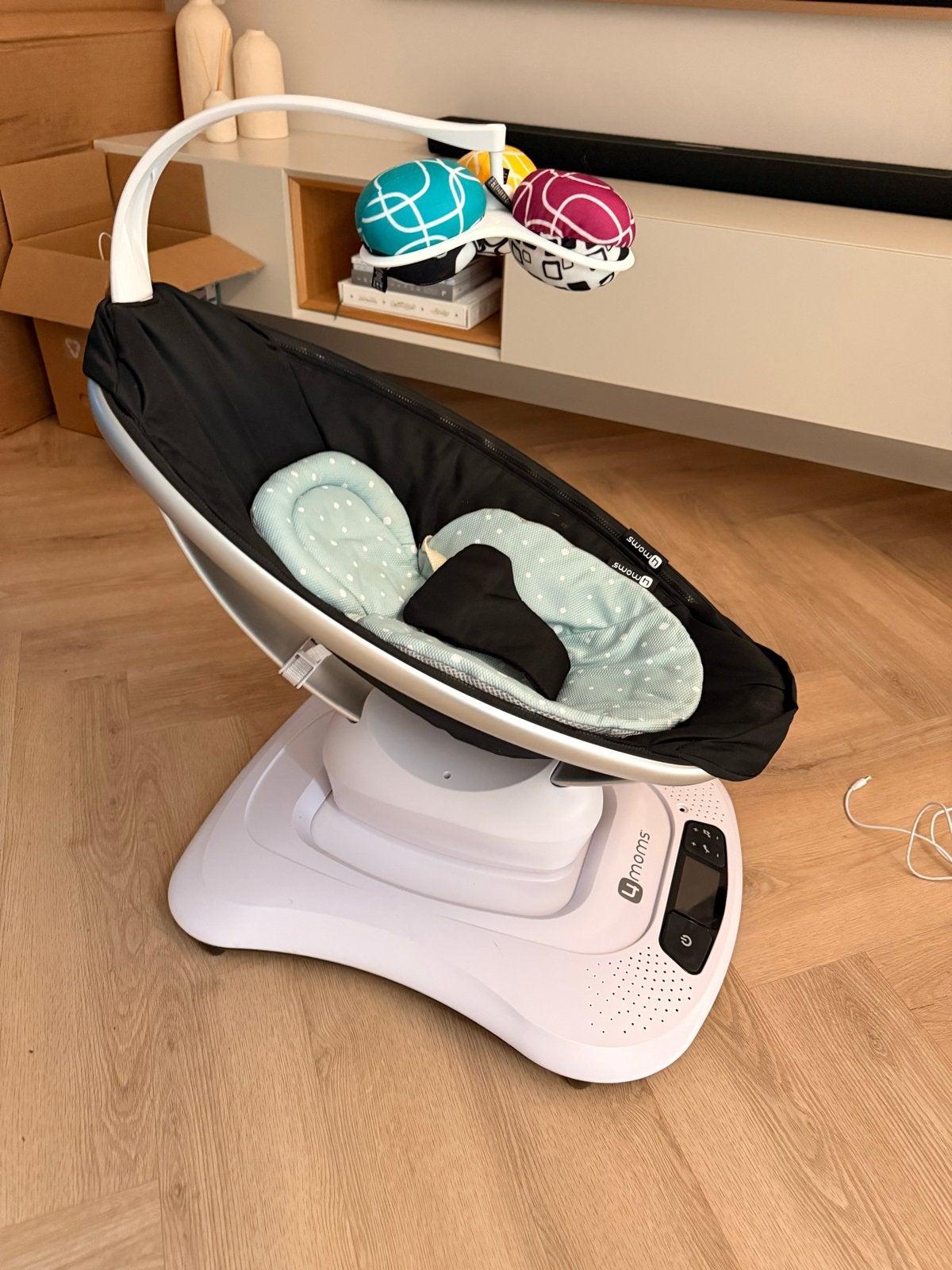 4moms MamaRoo 4.0 Wipstoel - Zo goed als nieuw, Overige merken, Wipstoel, Ophalen of Verzenden, Met gordel(s) of riempje(s)