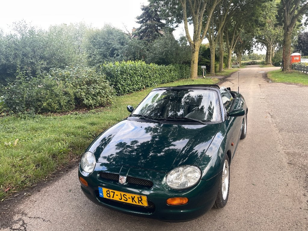 MG F 1.8 I 1996 Groen met softtop en hardtop, 145 pk, Achterwielaandrijving, 1049 kg, Zwart