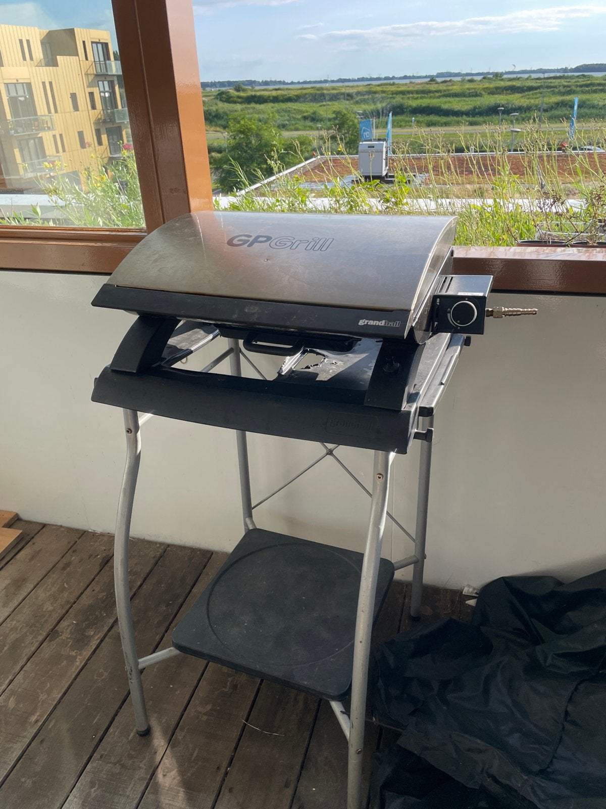 Moet weg! GP Grill Grandhall gasbarbecue met onderstel, Ophalen, Gebruikt