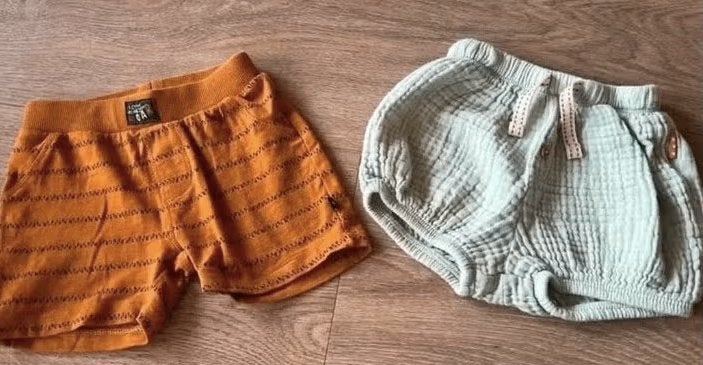 2 korte broeken Feetje & Hema 74, Broekje, Ophalen of Verzenden, Zo goed als nieuw, Feetje