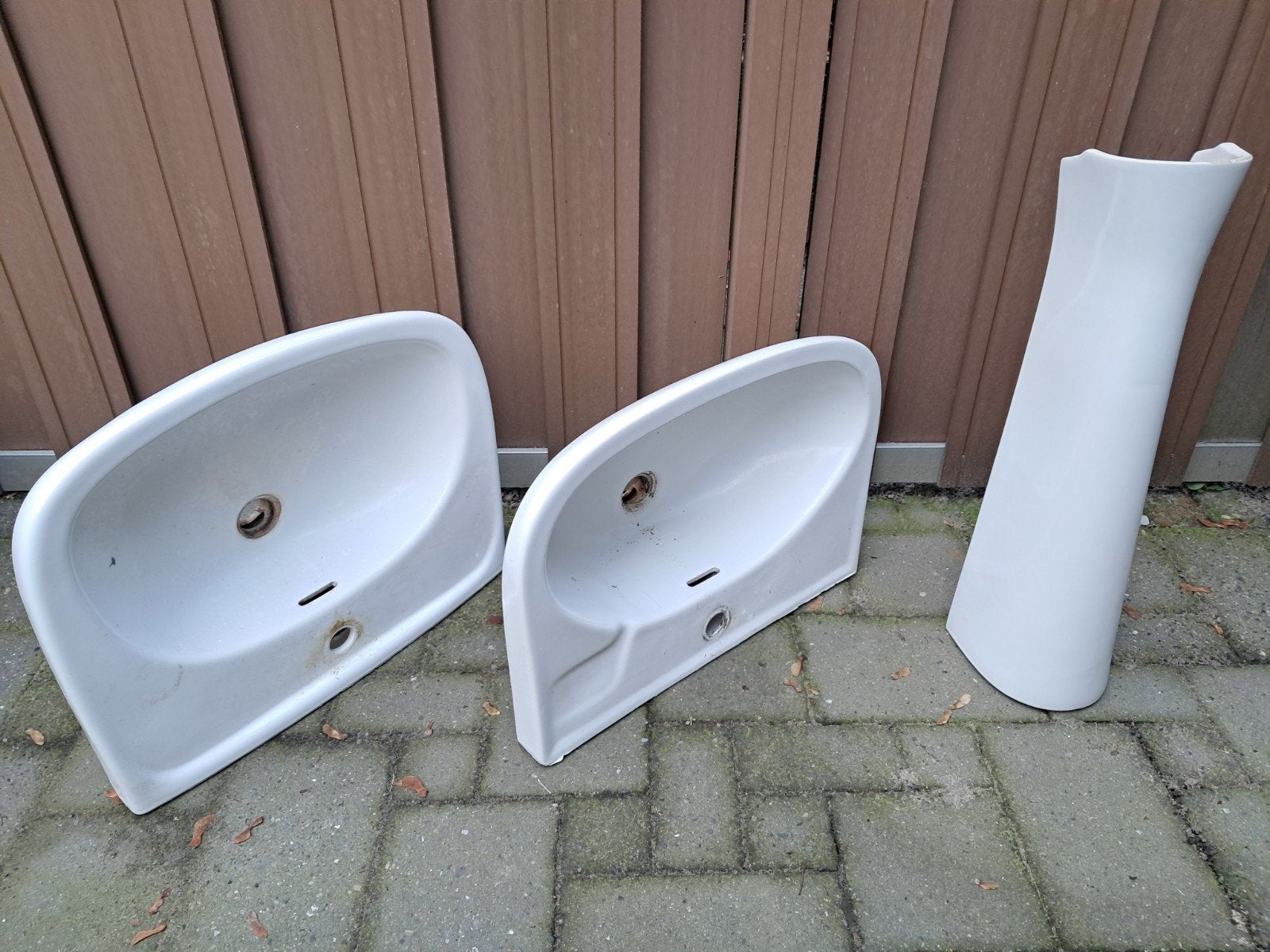 2 stuks wastafel + zuil wastafelzuil gratis, Ophalen, Wastafel