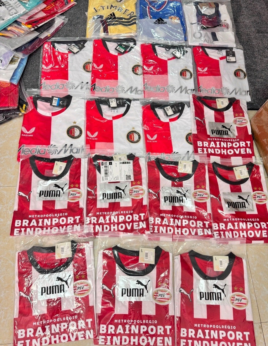 PSV en Feyenoord Thuisshirts - Diverse Maten Beschikbaar, Nieuw, Overige maten, Ophalen of Verzenden, Voetbal