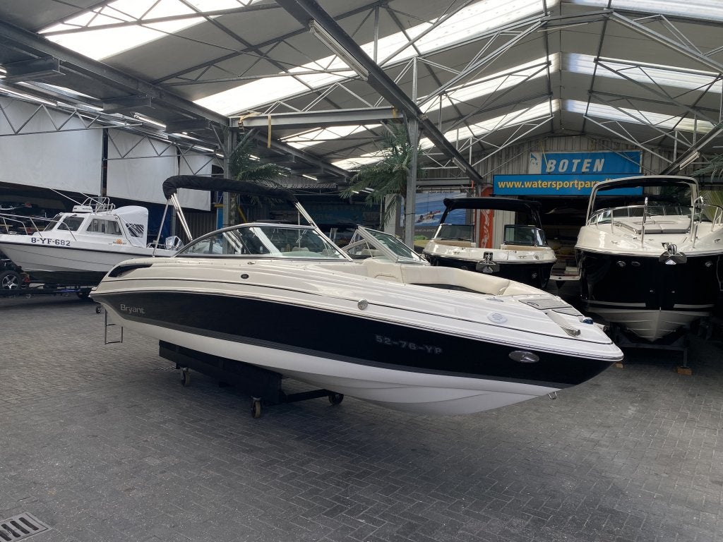 Luxe sportboot Bryant 246  5.0 v8  met trailer en garantie, Ophalen, Overige merken, 200 pk of meer, 260 pk