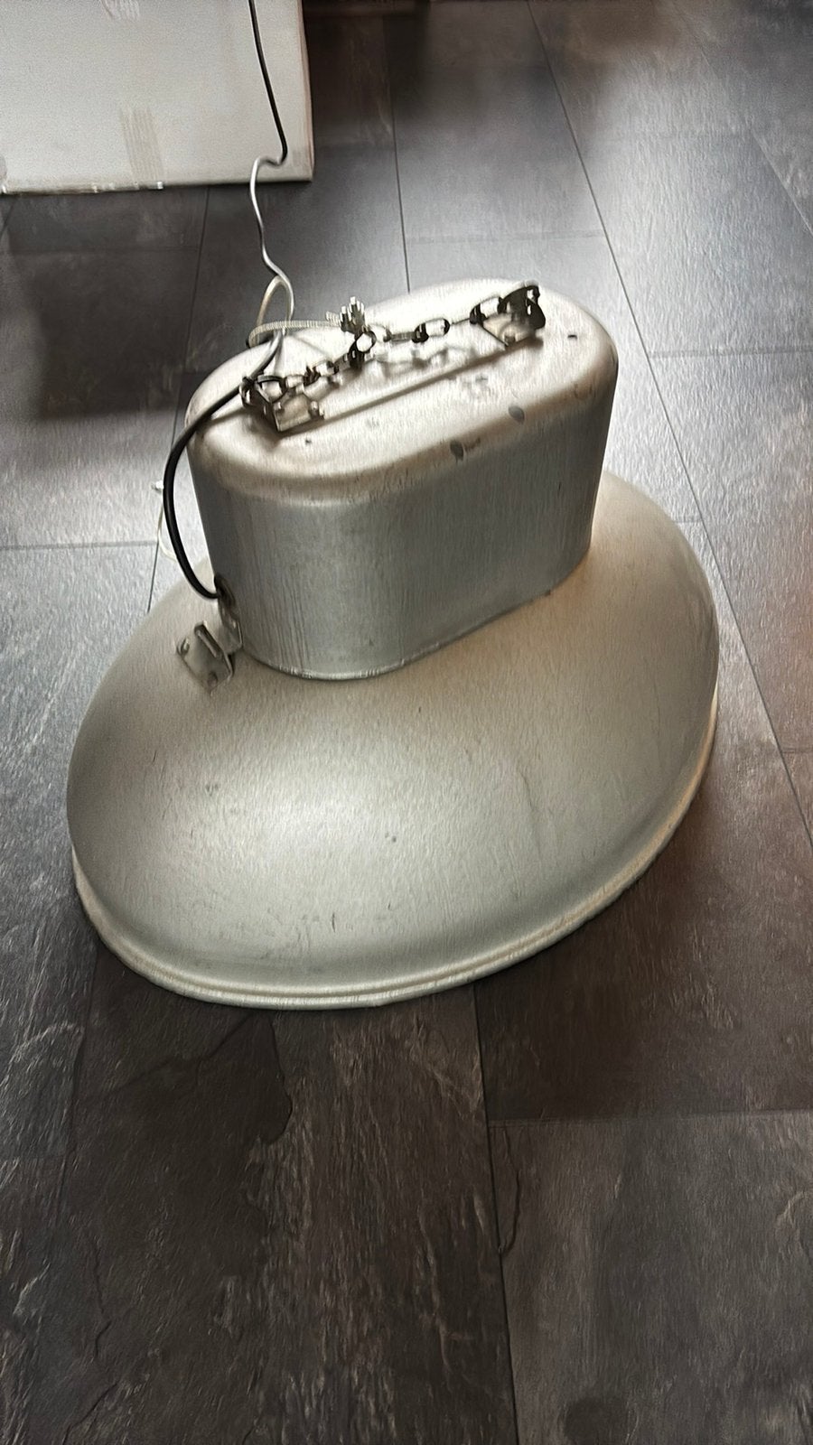 2 mooie oude industriele lampen. Komen uit het Oostblok, Ophalen of Verzenden, Gebruikt, Metaal, Industrieel