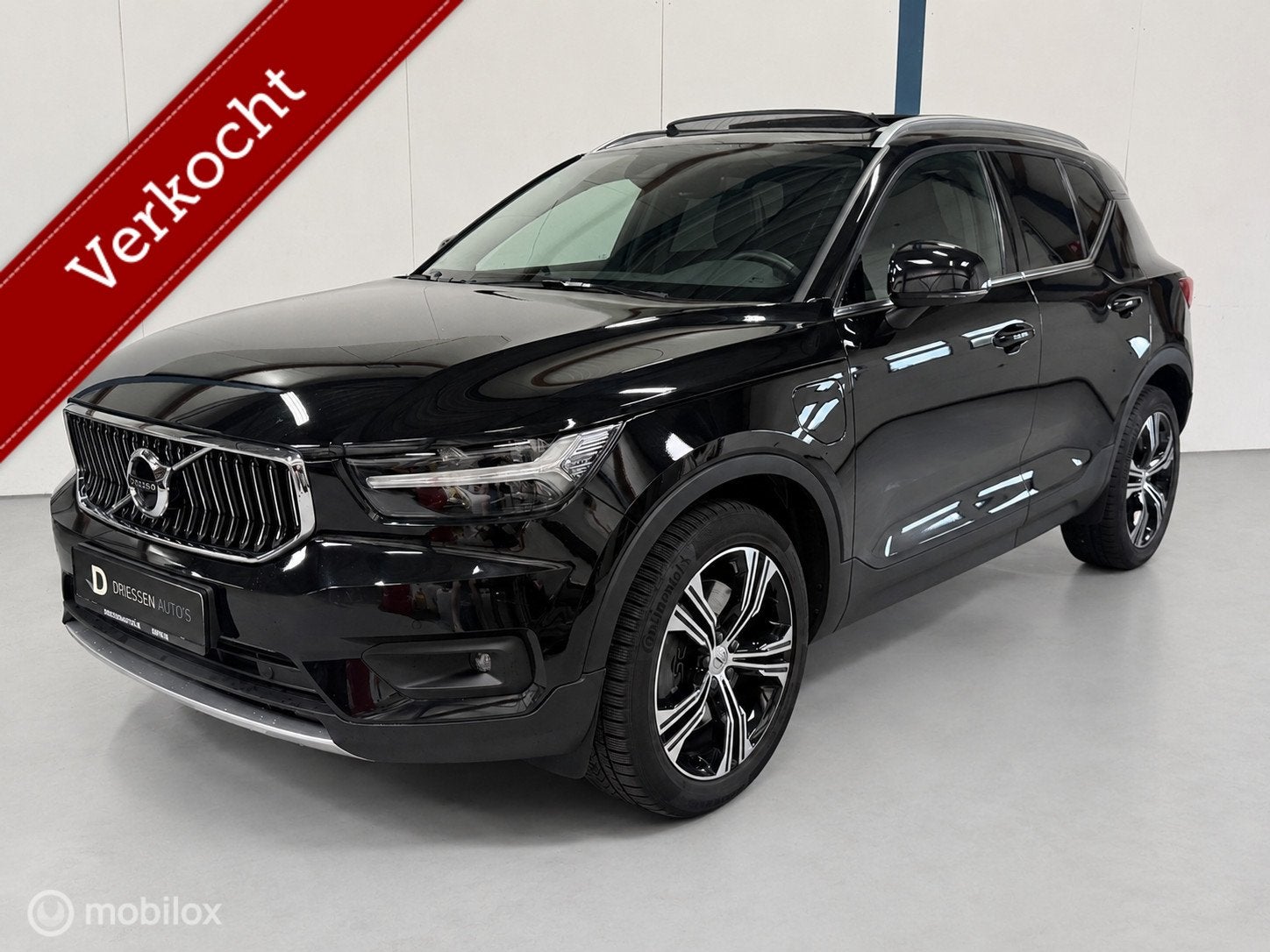 Volvo XC40 1.5 T5 Twin Engine Inscription PANO/ACC/LEER/360, Auto's, Gebruikt, Euro 6, Automatische klimaatregeling, Zwart