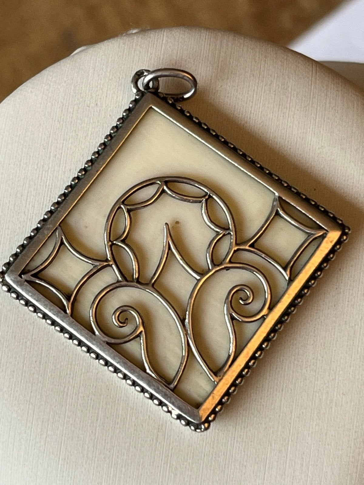 Antieke Zilveren Hanger met Been - Leuk Model, Sieraden, Tassen en Uiterlijk, Kettinghangers, Verzenden, Zo goed als nieuw, Zilver