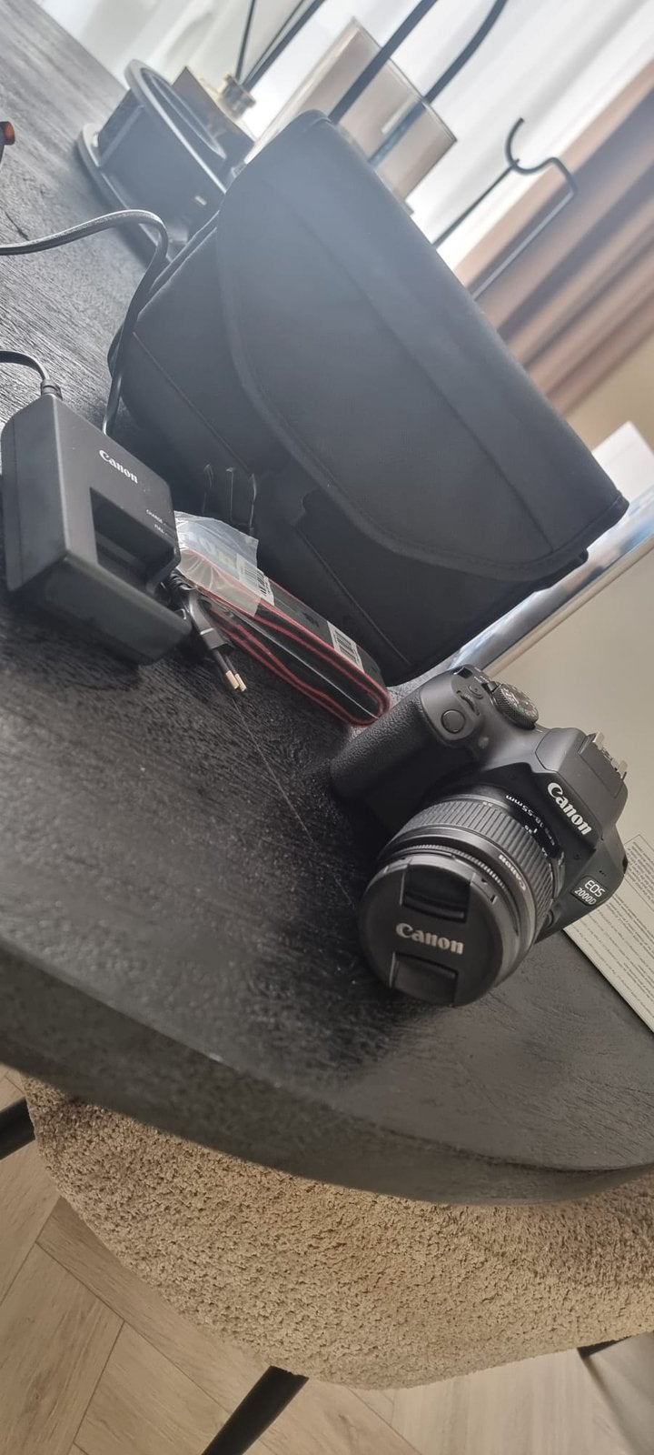 Canon Eos 2000D spiegelreflexcamera nieuw in doos, Canon, Nieuw, Ophalen of Verzenden, 8 keer of meer