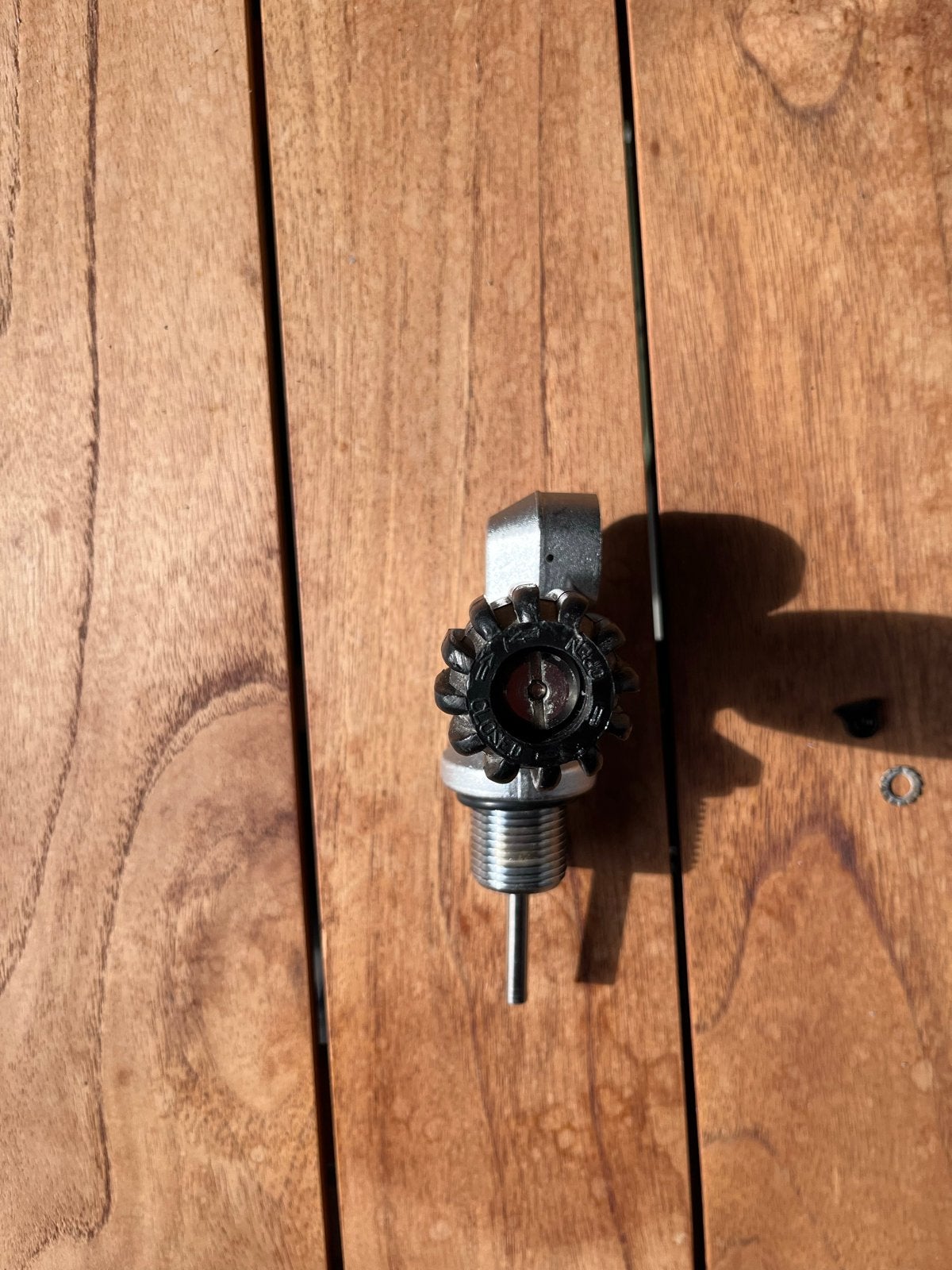 Enkele perslucht kraan M25x2, Watersport en Boten, Ophalen of Verzenden, Gebruikt, Duikfles