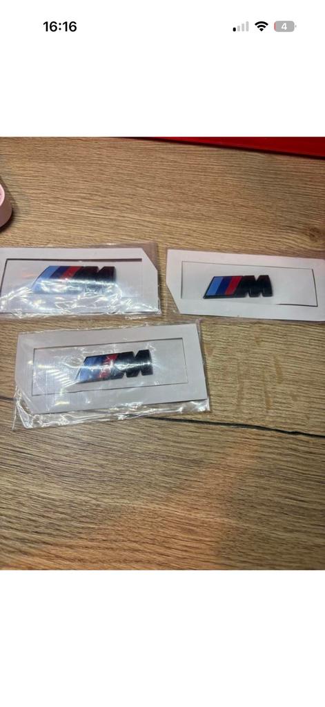 BMW M embleem setje 2 st., Auto diversen, Tuning en Styling, Ophalen of Verzenden