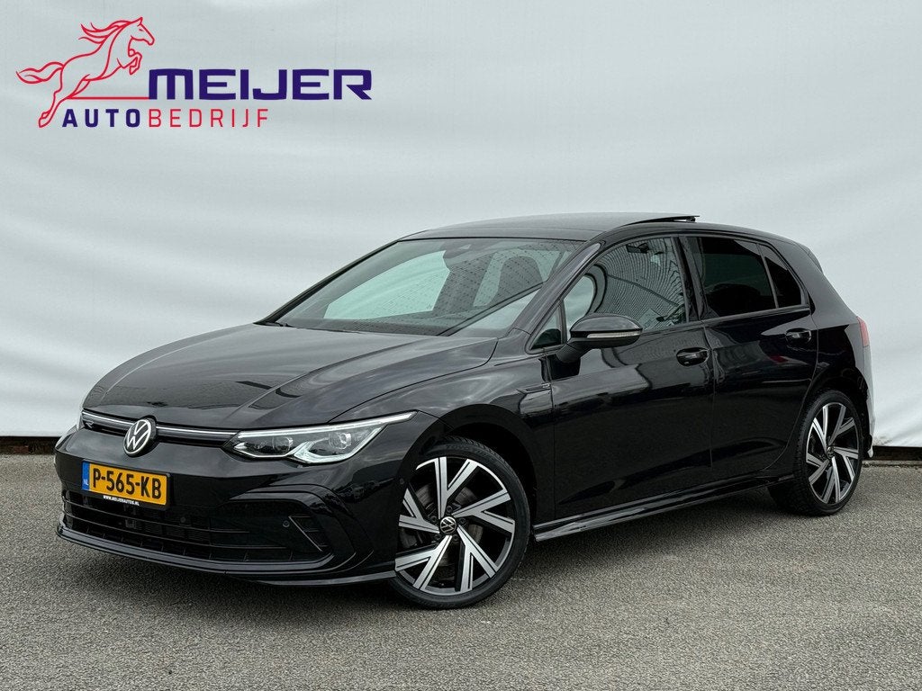 Volkswagen Golf 1.5 eTSI R-Line Business LED|Stoelverw V+A|C, Auto's, Volkswagen, Stof, 4 cilinders, 150 pk, Zwart