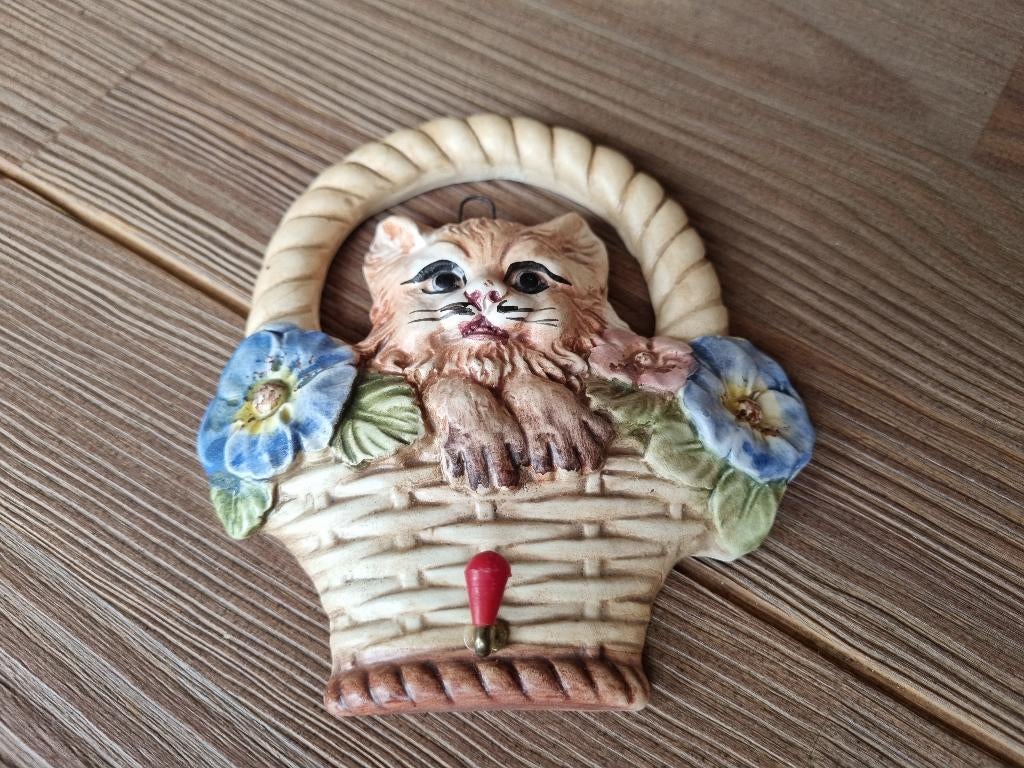 Zeldzaam Vintage Wandbord Decoratie Kat Poes Mand Keramiek, Verzenden
