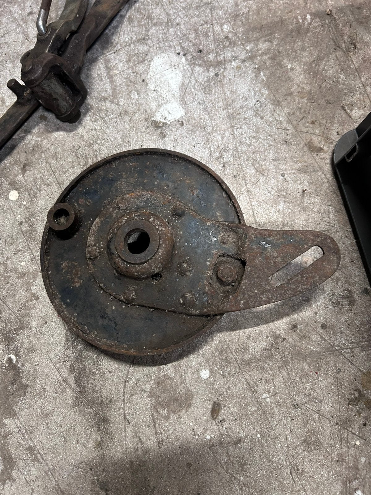 Ankerplaat Harley Davidson, Motoren, Ophalen