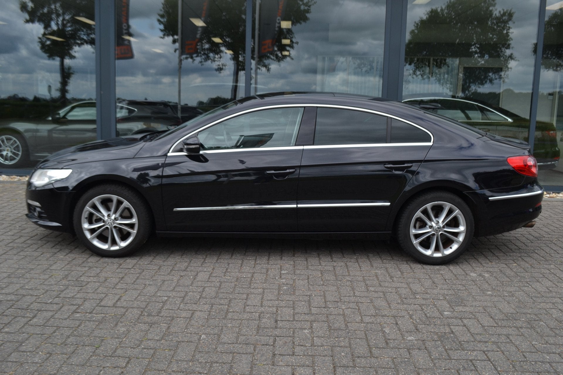 Volkswagen Passat CC 2.0 TSI Automaat NL Auto, NAP, el. dak,, 4 cilinders, 1984 cc, 4 stoelen, Zwart