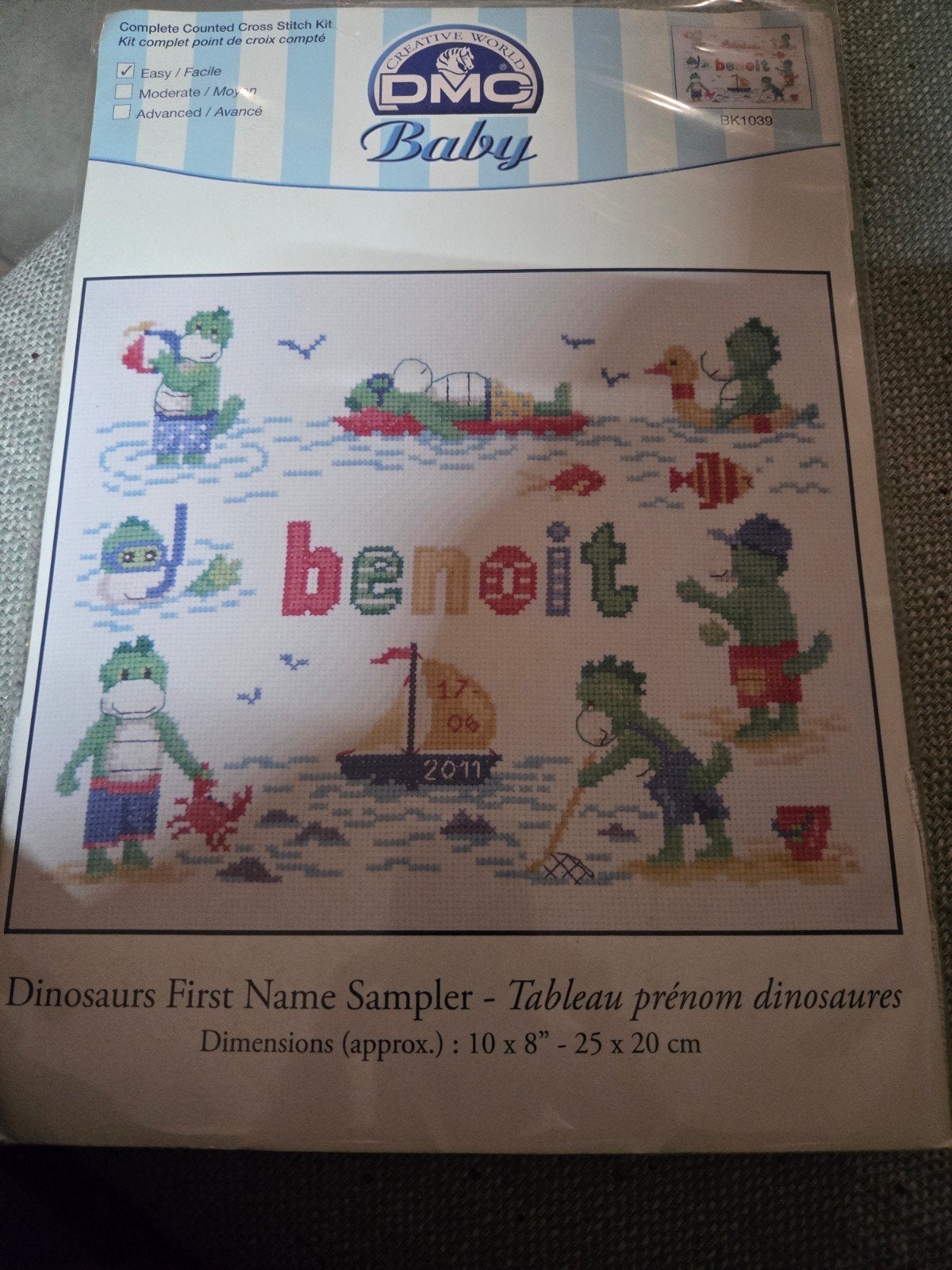 DMC borduurpakket geboortetegel dinosaurus, Ophalen of Verzenden, Borduurpakket