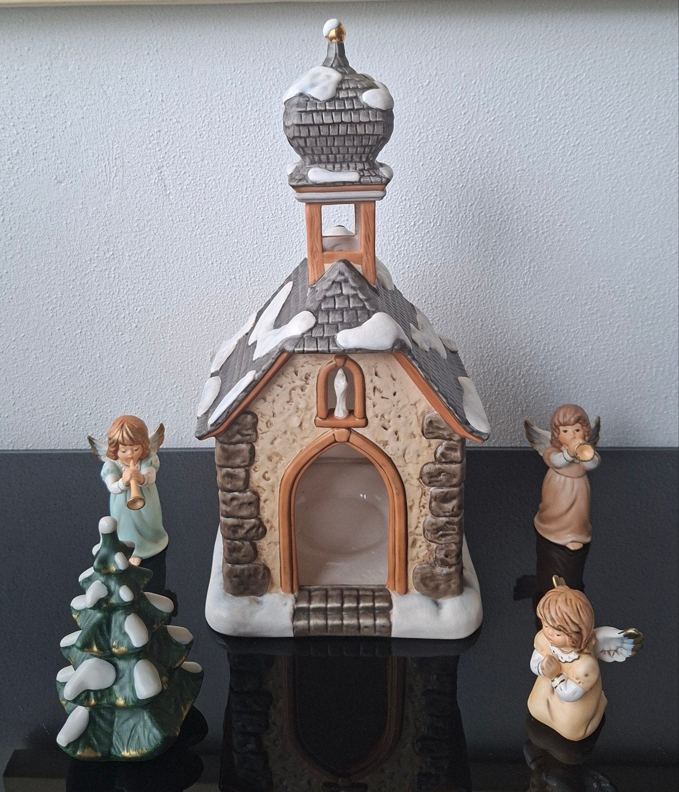 Goebel kapel-set met kerstboom en 3 engelen, Verzamelen, Ophalen of Verzenden, Zo goed als nieuw
