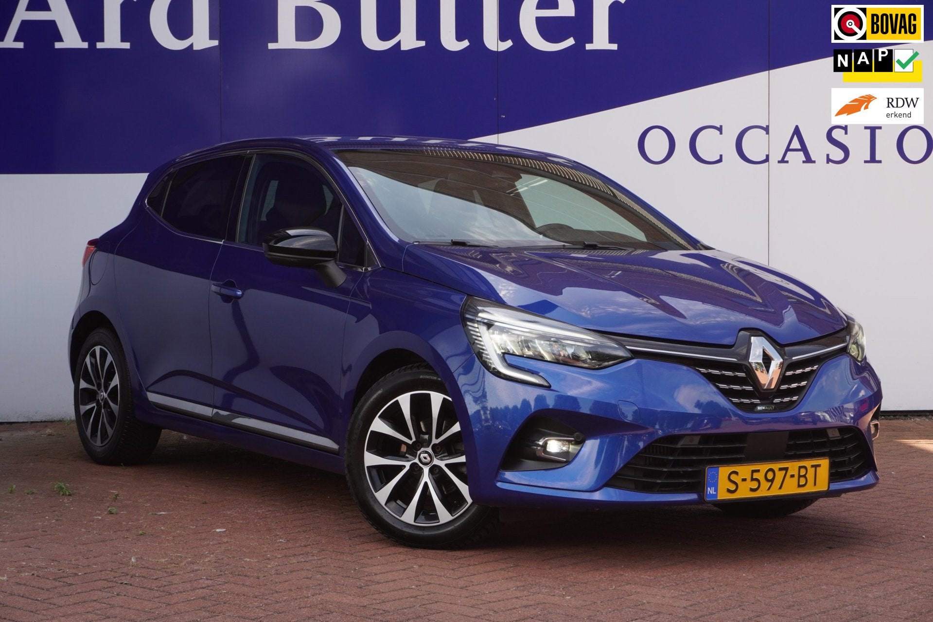 Renault Clio 1.0 TCe 90 Techno Half-leder / Camera / LED / A, Auto's, Renault, Bedrijf, Te koop, Clio, ABS, Achteruitrijcamera