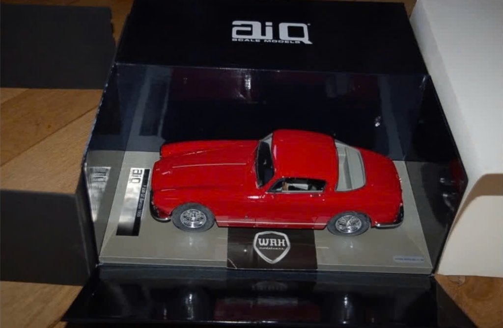 1:18 FERRARI 250 GT EUROPA red AIQ models zie info WRH, Verzenden, Zo goed als nieuw, Auto, Overige merken
