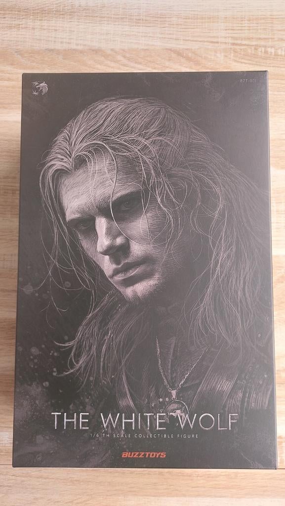 Buzztoys White Wolf - The Witcher, Henry Cavill, Verzamelen, Film en Tv, Zo goed als nieuw, Tv, Actiefiguur of Pop, Ophalen of Verzenden