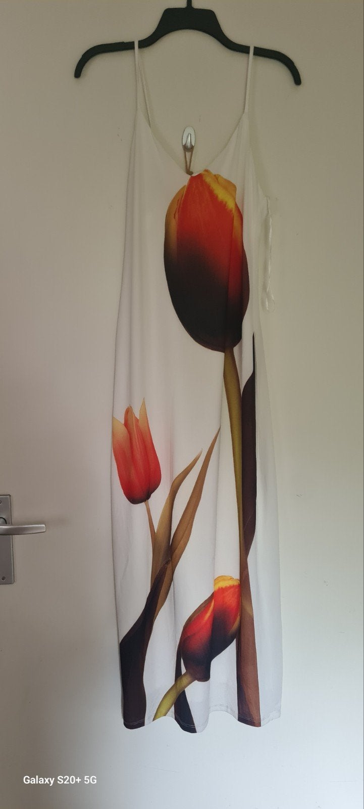 Zomerjurk met tulpenprint, Kleding | Dames, Jurken, Maat 38/40 (M), Wit, Ophalen of Verzenden, Onder de knie