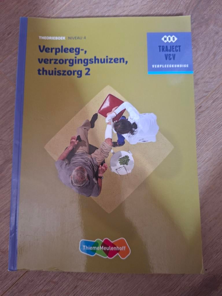 Verpleeg-, verzorgingshuizen, thuiszorg 2 - Theorieboek, Ophalen of Verzenden, Zo goed als nieuw, MBO, Gamma
