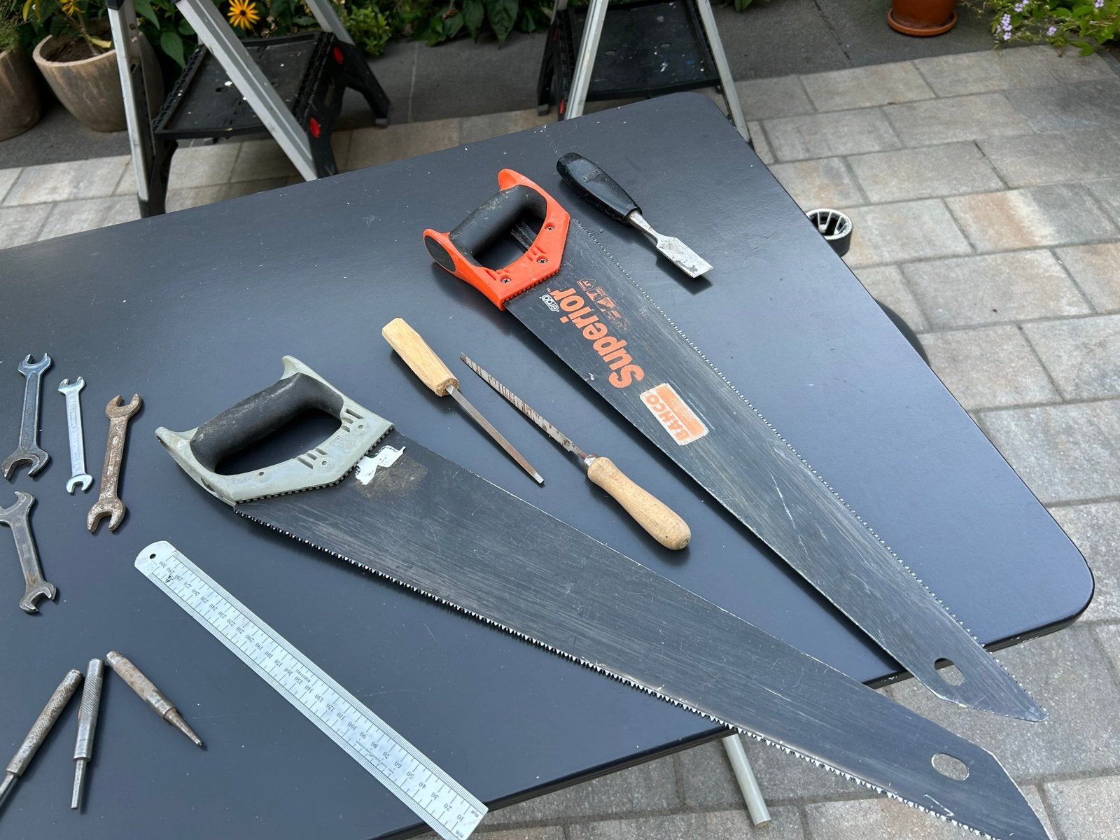 Bijzondere set klassiek Timmermans handgereedschap, Ophalen
