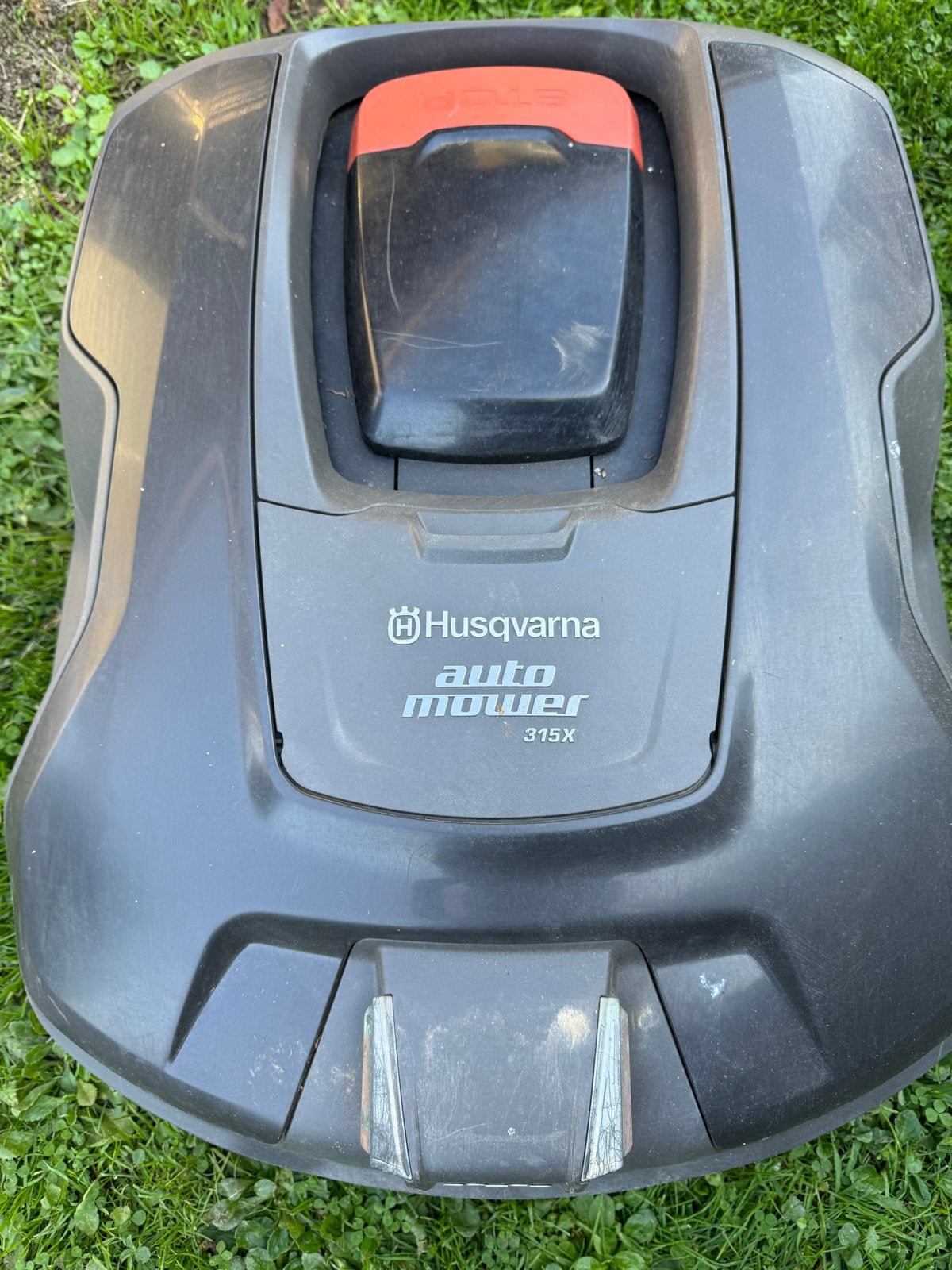 Husqvarna Automower 315X Robotmaaier - Zo goed als nieuw, Ophalen, Cirkelmaaier, Gebruikt, Accu-grasmaaier