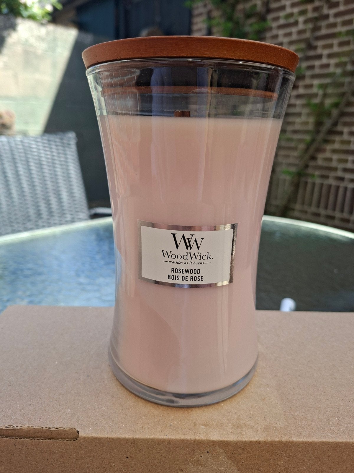 WoodWick Rosewood Kaars - Groot formaat, Ophalen of Verzenden, Nieuw, Overige materialen, Kaars