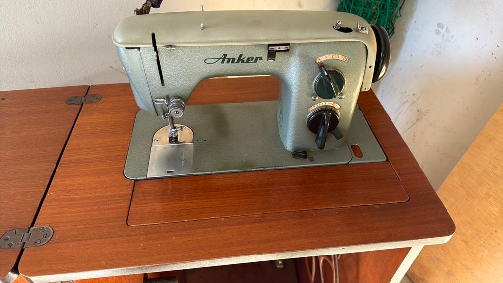 Anker naaimachine, Ophalen of Verzenden