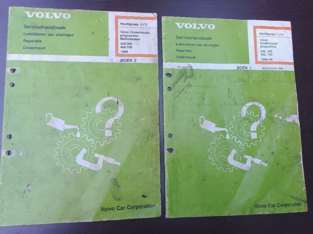 Volvo 240 300 400 700 dealer werkplaatsboeken Onderhoudswerk, Ophalen of Verzenden, Gelezen, Volvo