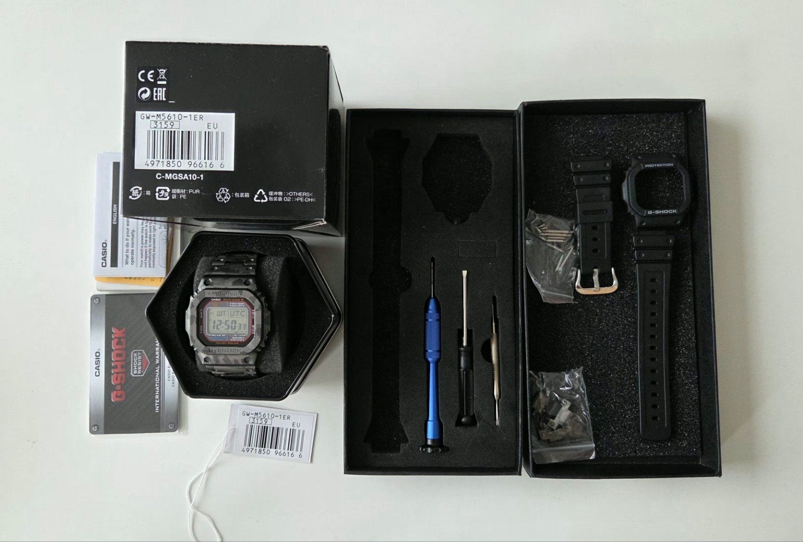 Casio G-Shock GW-M5610-1ER met metalen en rubberen band, Ophalen, Zo goed als nieuw, Casio G-Shock
