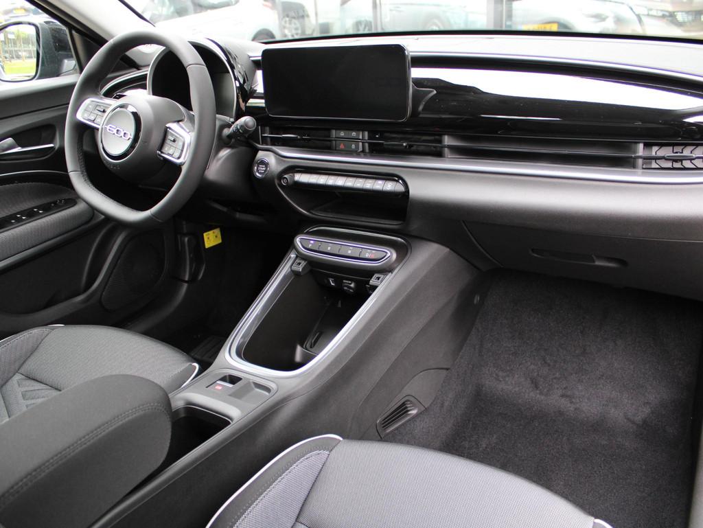 Fiat 600 1.2 Hybrid Icon VOORRAAD KORTING, Stof, Euro 6, 1199 cc, 620 kg