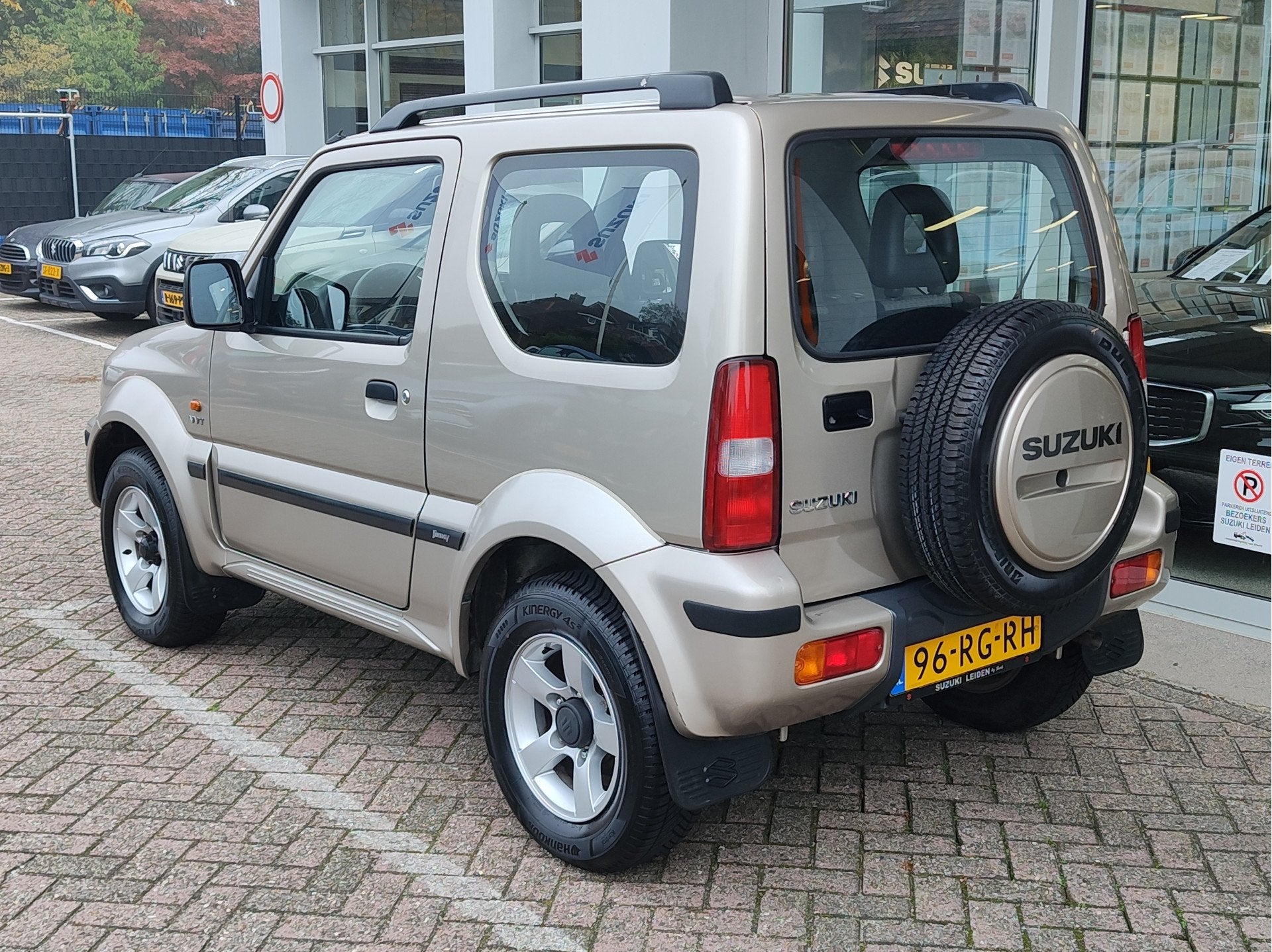 Suzuki Jimny 1.3 EXCLUSIVE Airco | Elek. ramen | 4-seizoenen, Met garantie (alle), 4 stoelen, Beige, Bedrijf