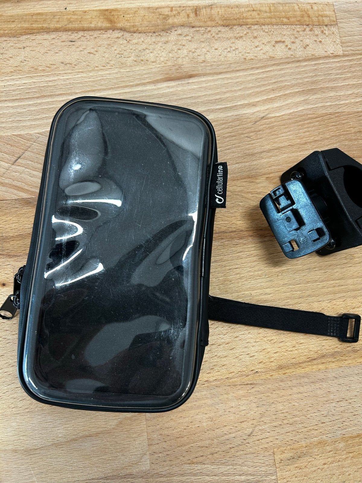 Cellularline telefoonhouder voor fiets/motor, Ophalen of Verzenden, Zo goed als nieuw