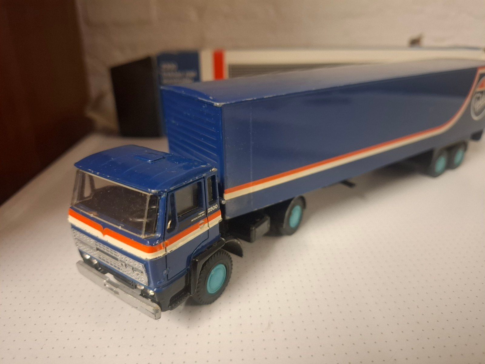 Daf 2300 Fokker  Lioncar 1:50, Ophalen of Verzenden, Bus of Vrachtwagen, Lion Toys