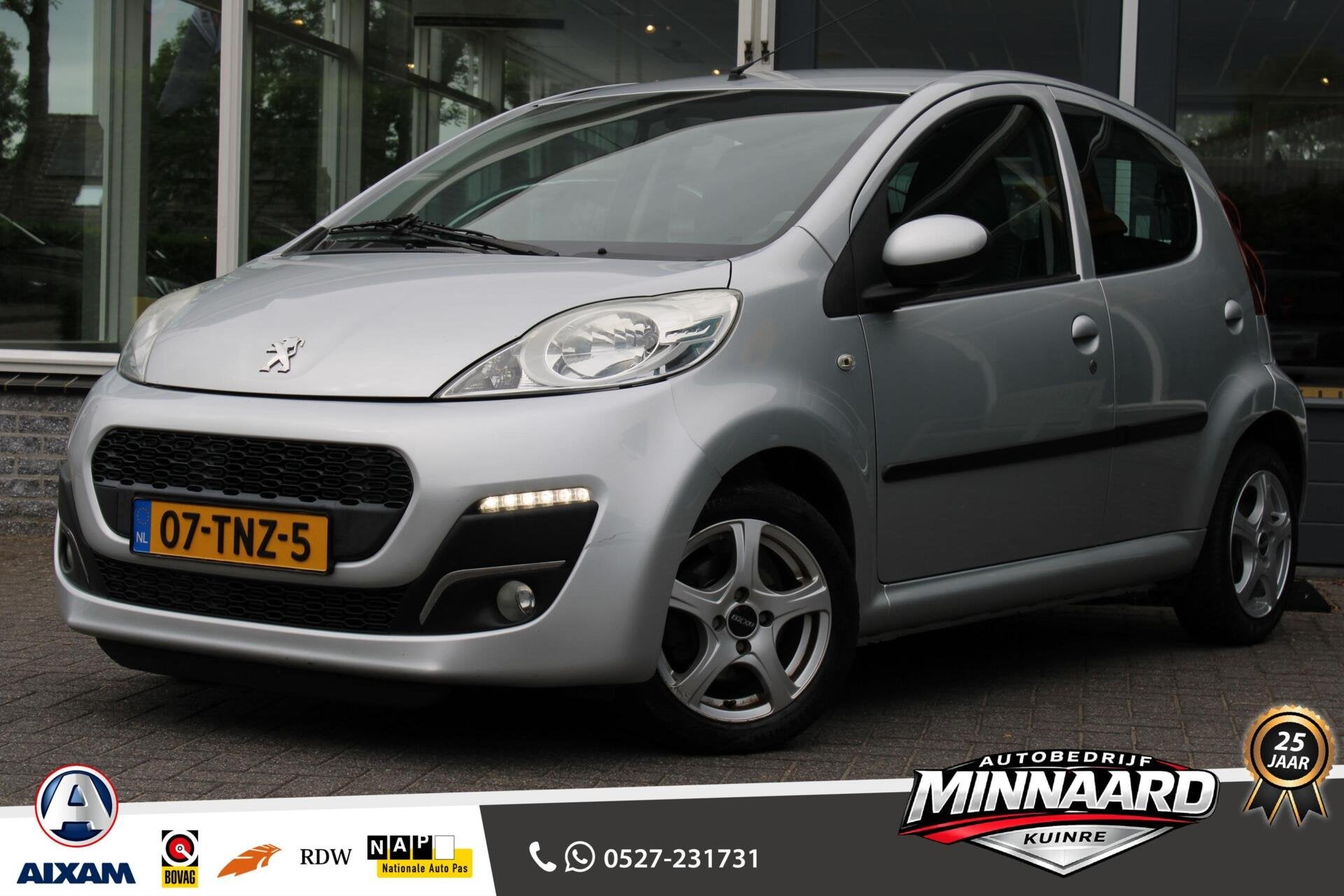 Peugeot 107 1.0-12V XS 5drs|Airco|14"Lichtmetalen velgen|Cen, Voorwielaandrijving, Euro 5, 4 stoelen, 68 pk