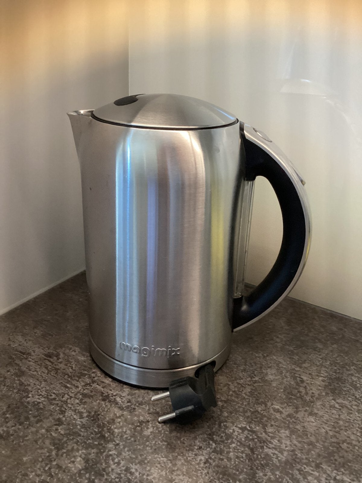 Magimix waterkoker  ong 1.7 ltr, 1 tot 2 liter, Ophalen, Gebruikt, Rvs