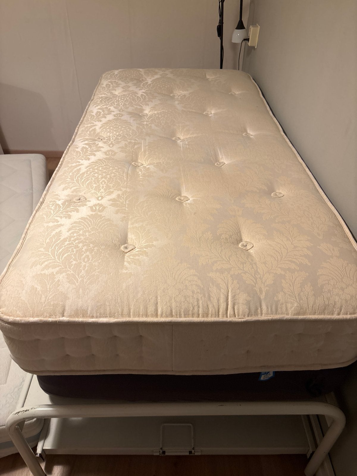 Auping bed 1/2 persoons bed met matras en topper, Ophalen, Gebruikt, 90 cm, Eenpersoons