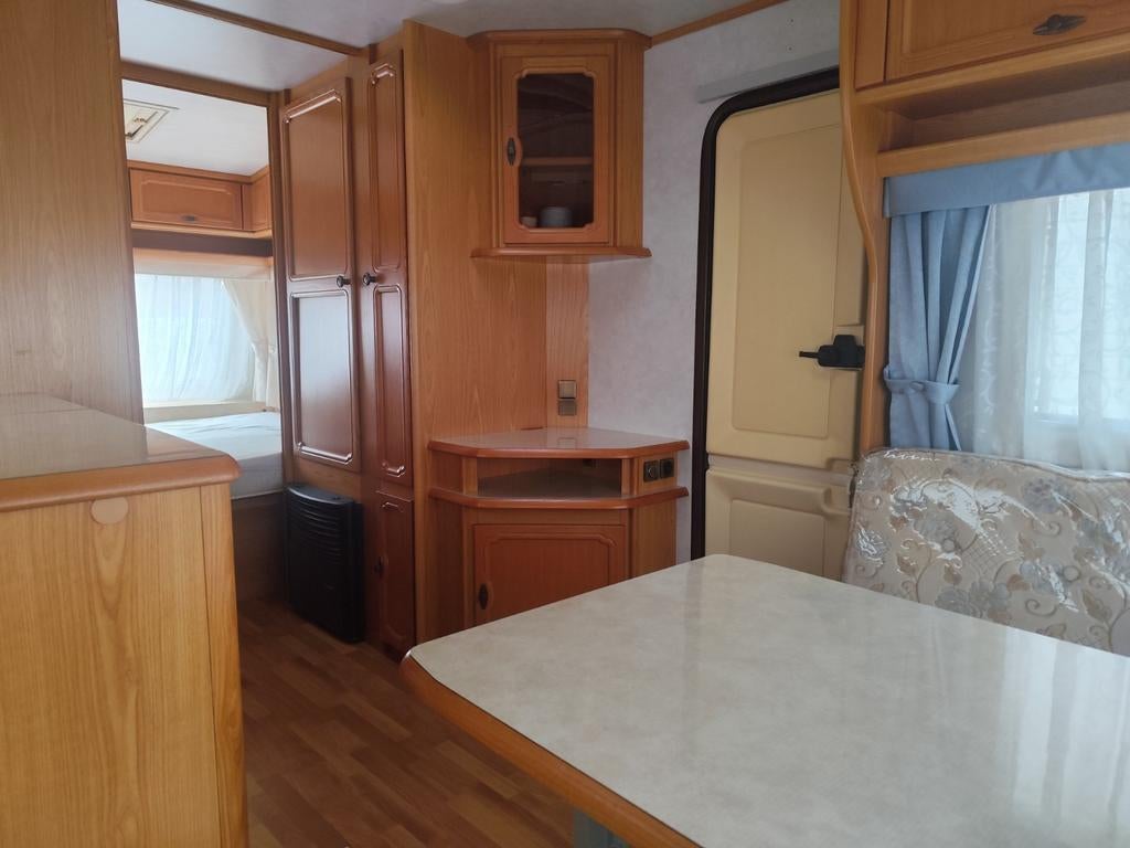 Caravan Tabbert Comtesse 490  incl luifel en voortent, Rondzit, Tabbert, Particulier, Luifel